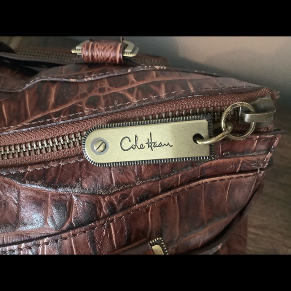Cole Hahn Leather Bag and Dust Cover NWOT - Picture 2 of 16